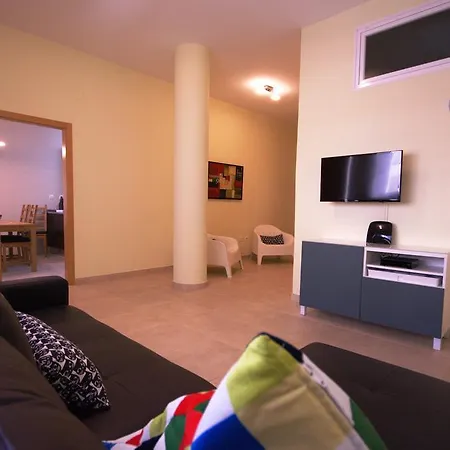 Plaza - Албуфейра